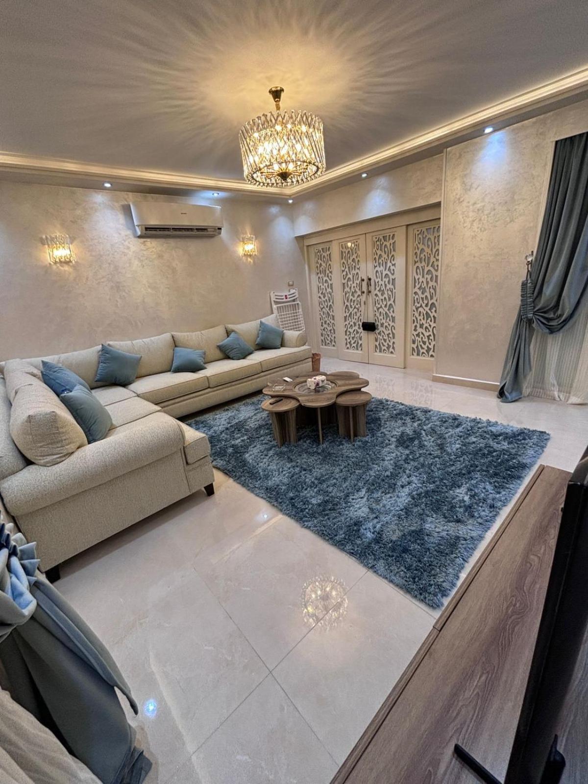 Luxurious 3-bedroom Seafront In Elite Loran-sanstefano Area Alexandria